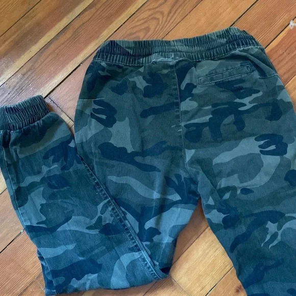 Joggers - Picture 5 of 6